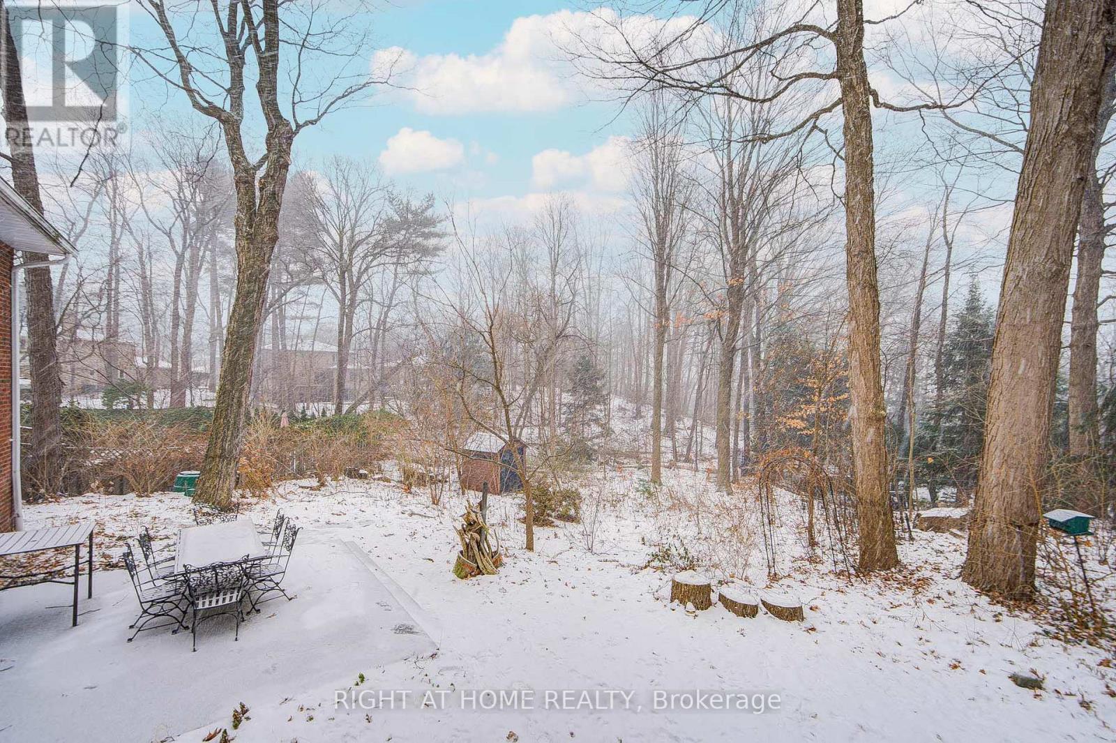 1445 Ryan Place, Mississauga, Ontario L5C 1J7 - Photo 37 - W12614722