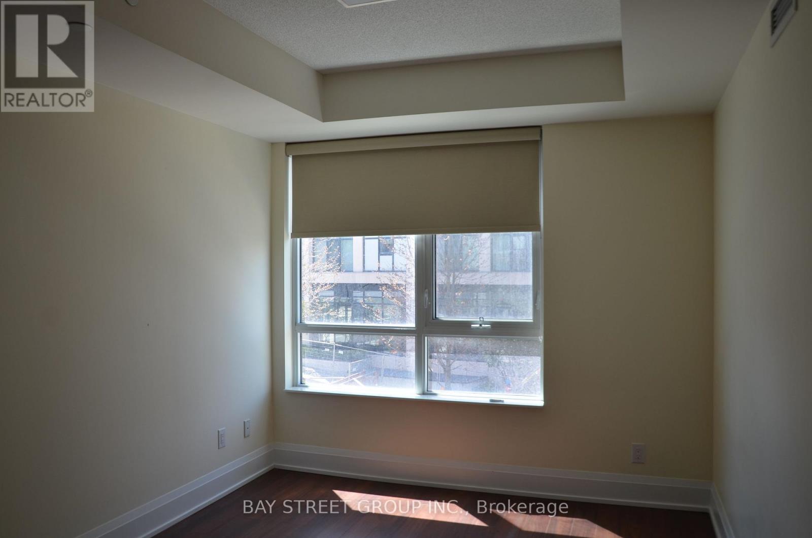 124 - 1 Old Mill Drive, Toronto, Ontario M6S 0A1 - Photo 12 - W12614724