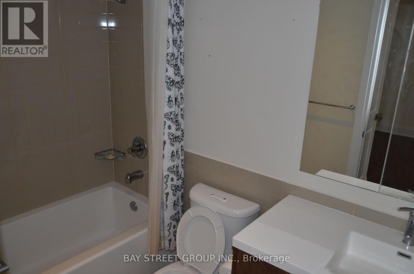 124 - 1 Old Mill Drive, Toronto, Ontario M6S 0A1 - Photo 14 - W12614724
