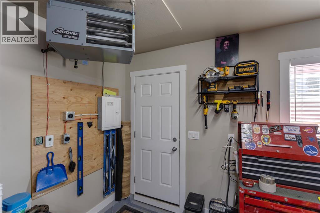 12 Red Embers Common Ne, Calgary, Alberta  T3N 1L1 - Photo 43 - A2274693