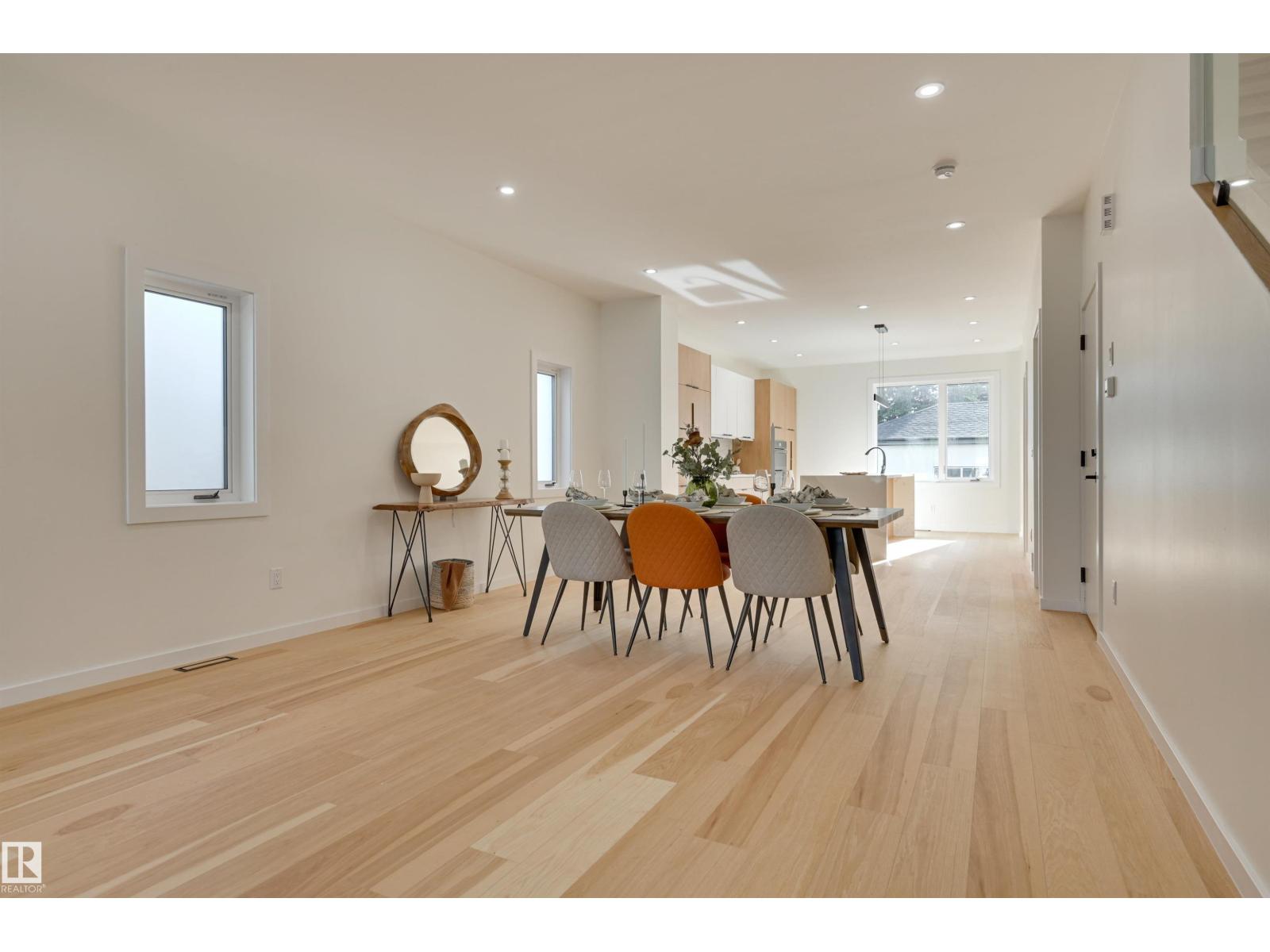 13809 Buena Vista Rd Nw, Edmonton, Alberta  T5R 5R9 - Photo 11 - E4462424