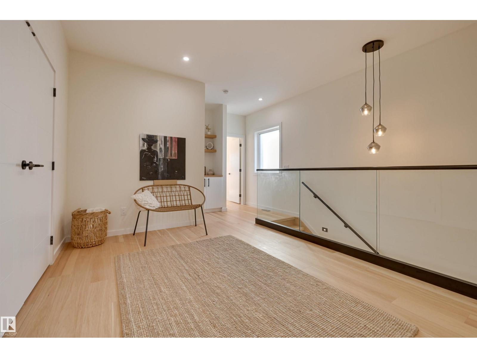 13809 Buena Vista Rd Nw, Edmonton, Alberta  T5R 5R9 - Photo 31 - E4462424