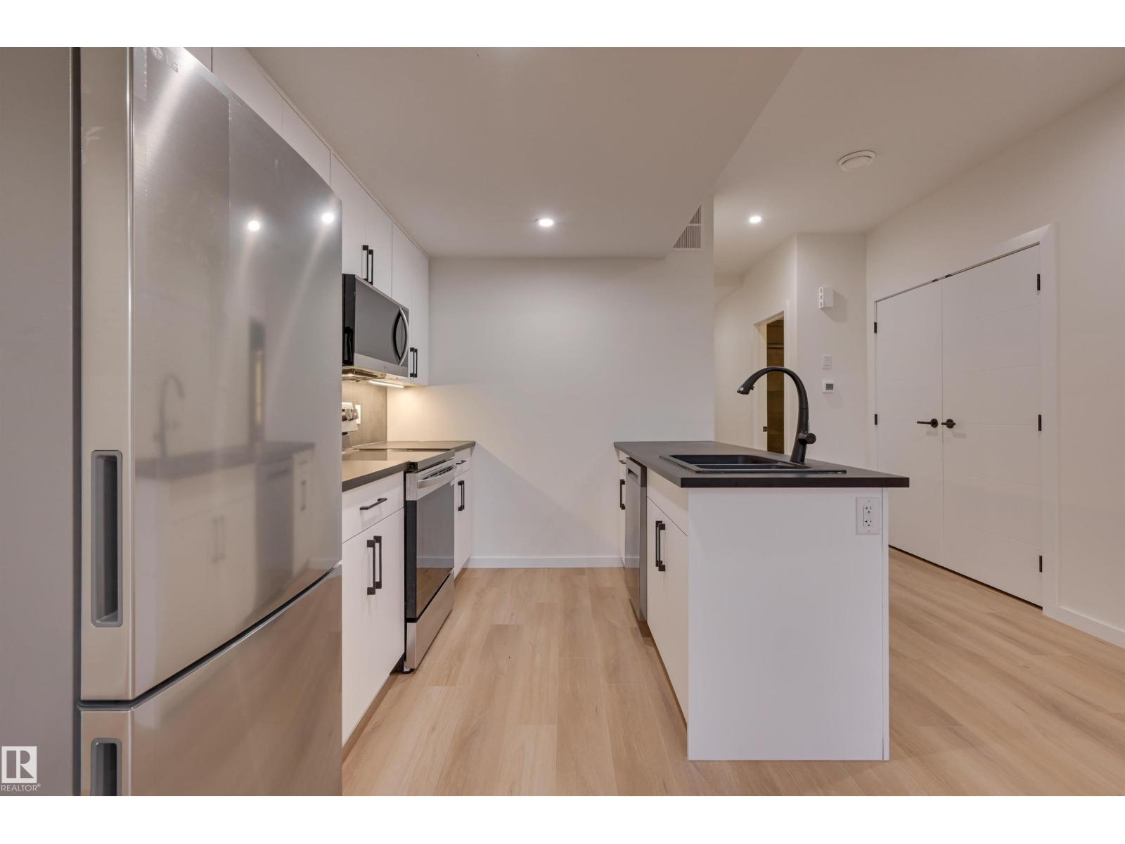 13809 Buena Vista Rd Nw, Edmonton, Alberta  T5R 5R9 - Photo 50 - E4462424