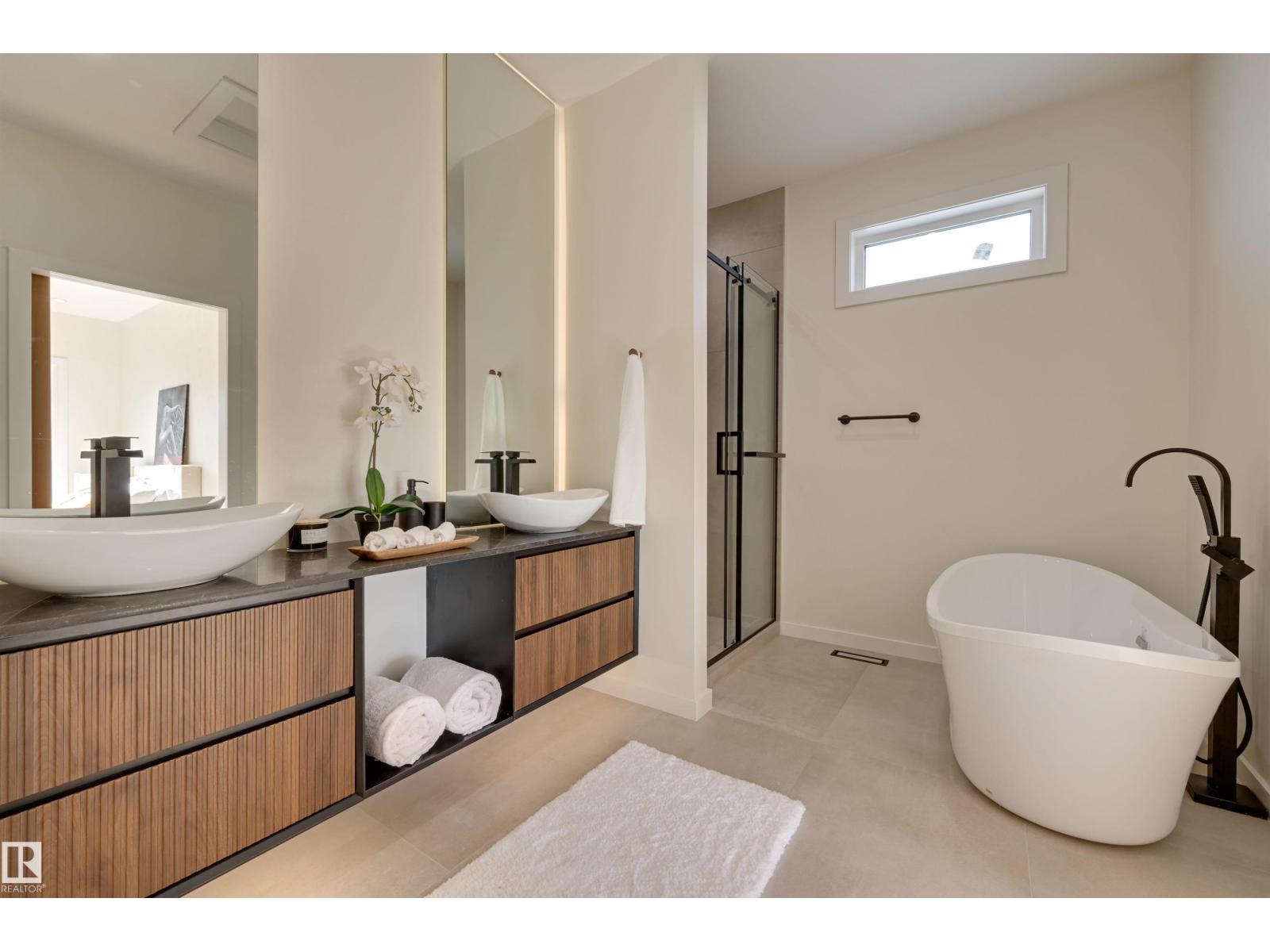 13809 Buena Vista Rd Nw, Edmonton, Alberta  T5R 5R9 - Photo 38 - E4462424