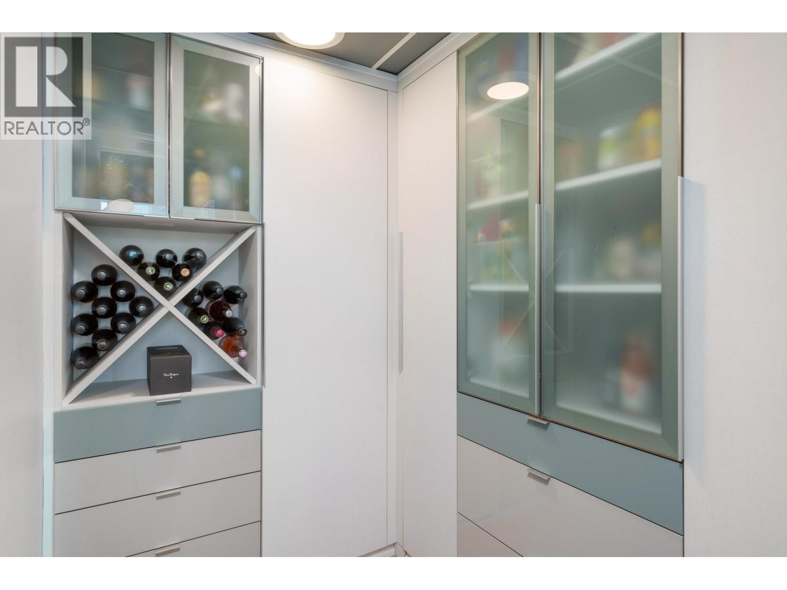 601 1499 W Pender Street, Vancouver, British Columbia  V6G 0A7 - Photo 11 - R3061142