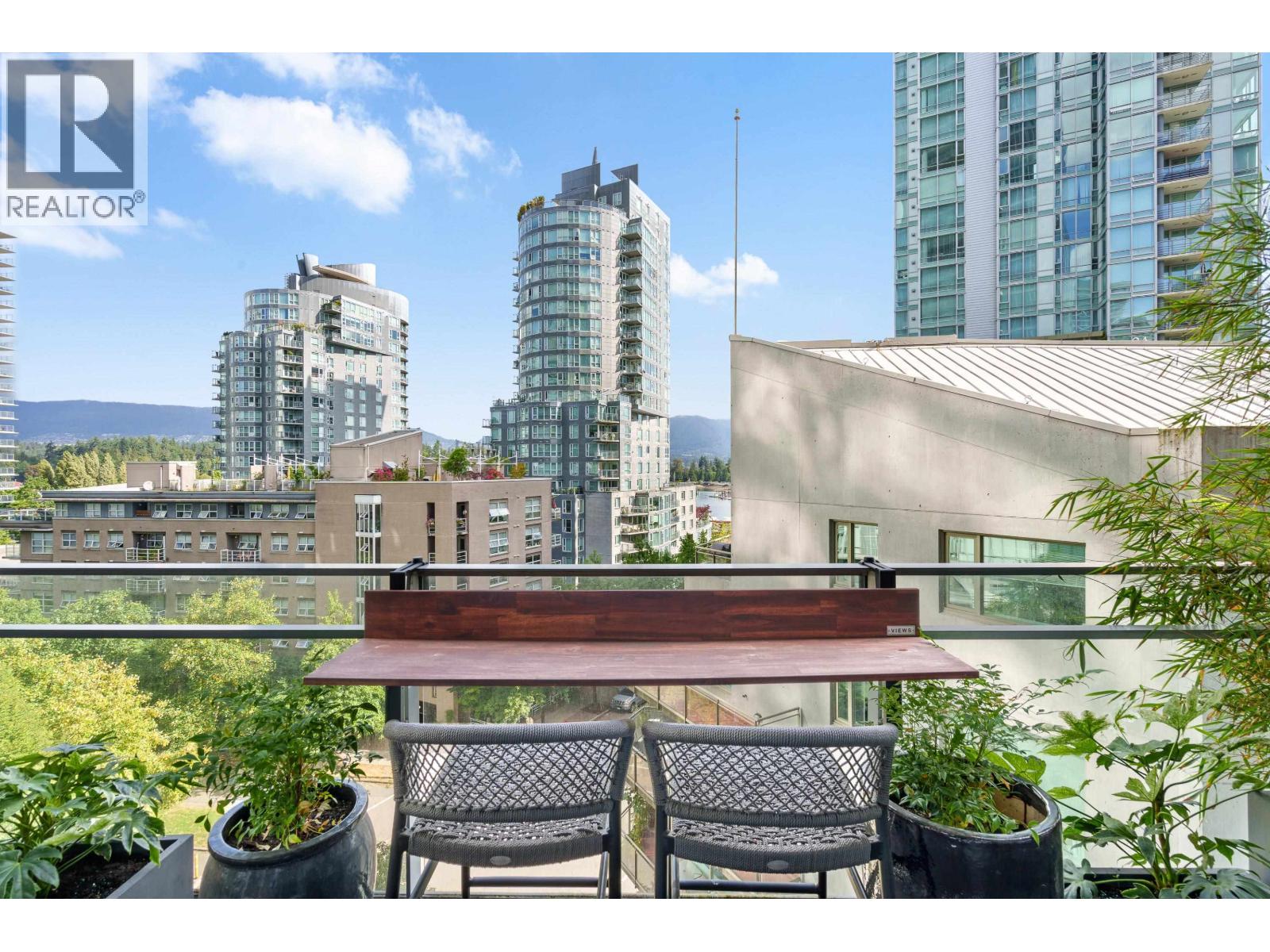 601 1499 W Pender Street, Vancouver, British Columbia  V6G 0A7 - Photo 8 - R3061142