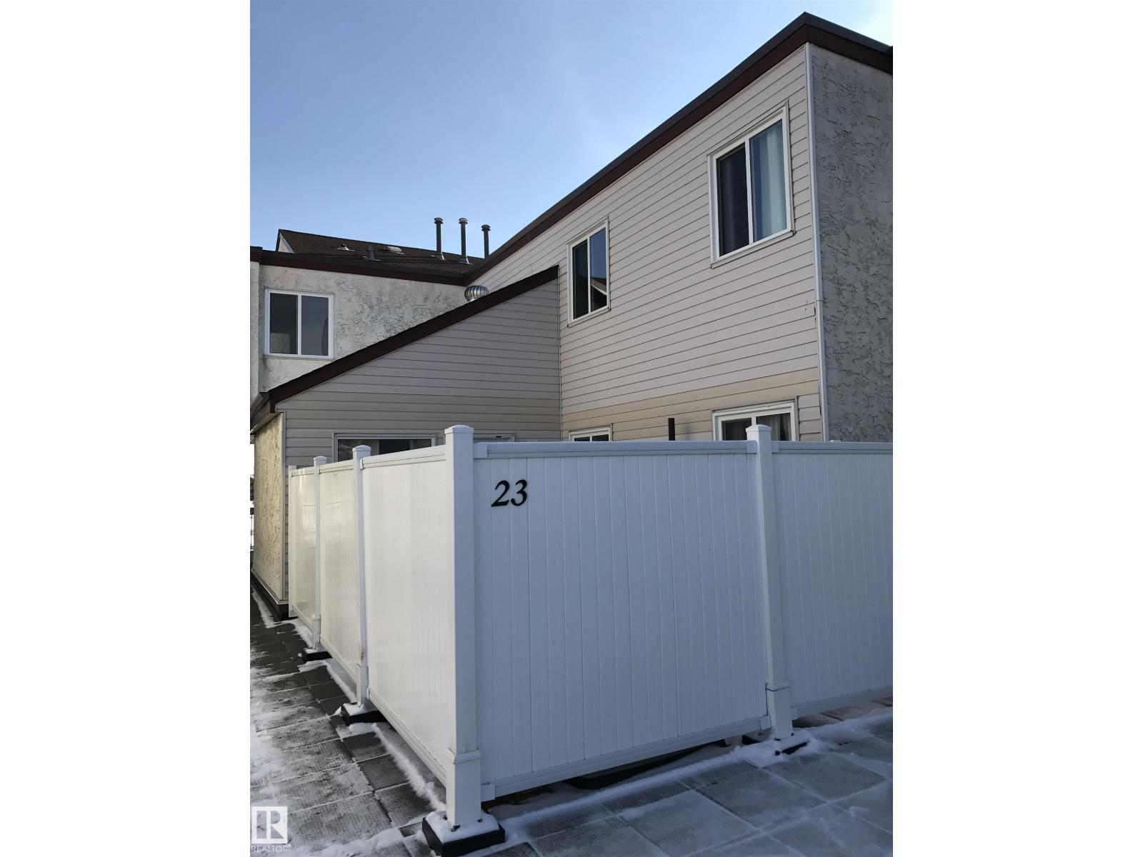 23 Lancaster TC NW, Edmonton, Alberta