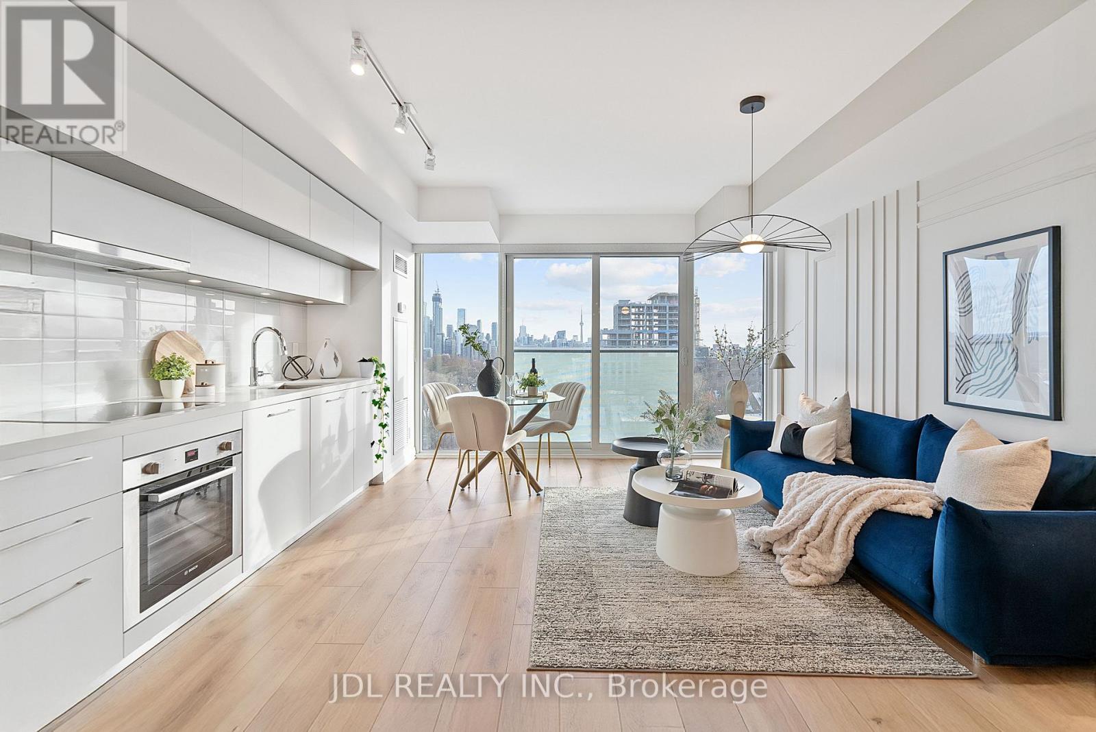 1001 - 99 Foxbar Road, Toronto, Ontario M4V 0B2 - Photo 4 - C12613876