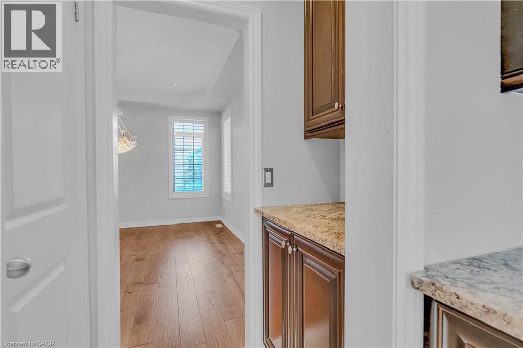 22 Woodhouse Street, Hamilton, Ontario  L9K 0H2 - Photo 15 - 40793209