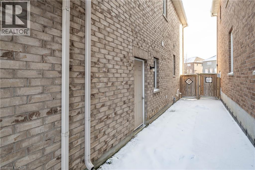 22 Woodhouse Street, Hamilton, Ontario  L9K 0H2 - Photo 45 - 40793209