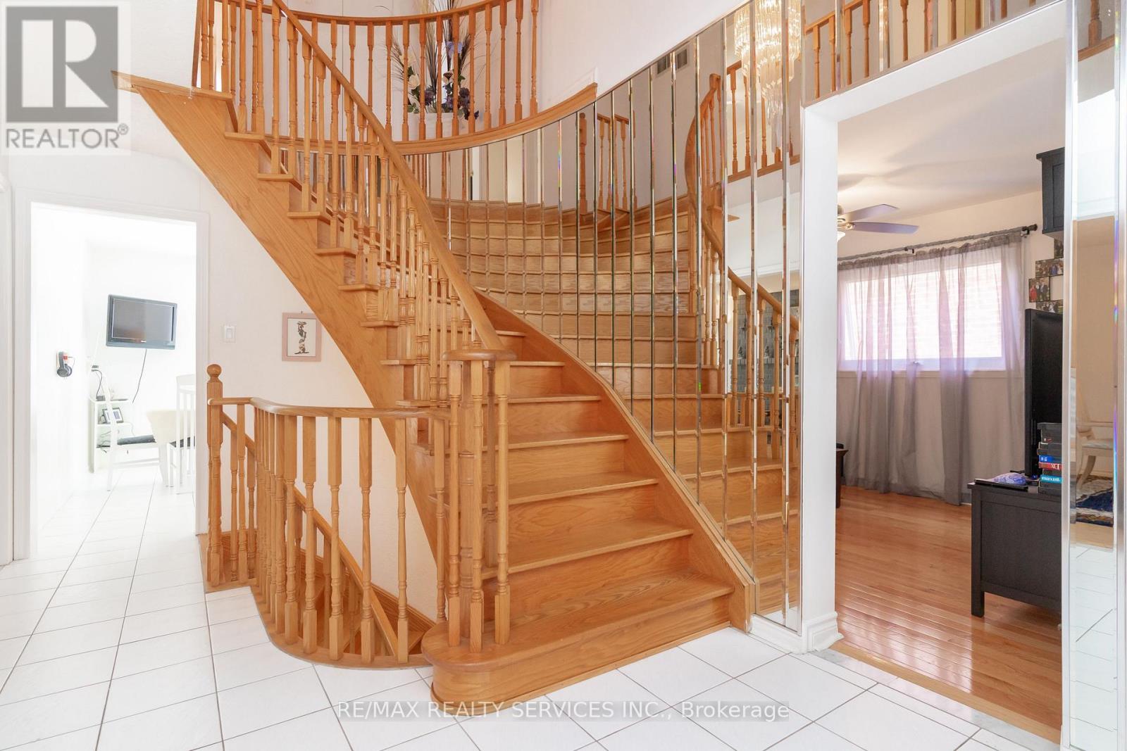 6 Ruth Avenue, Brampton, Ontario  L6Z 3X4 - Photo 23 - W12266964