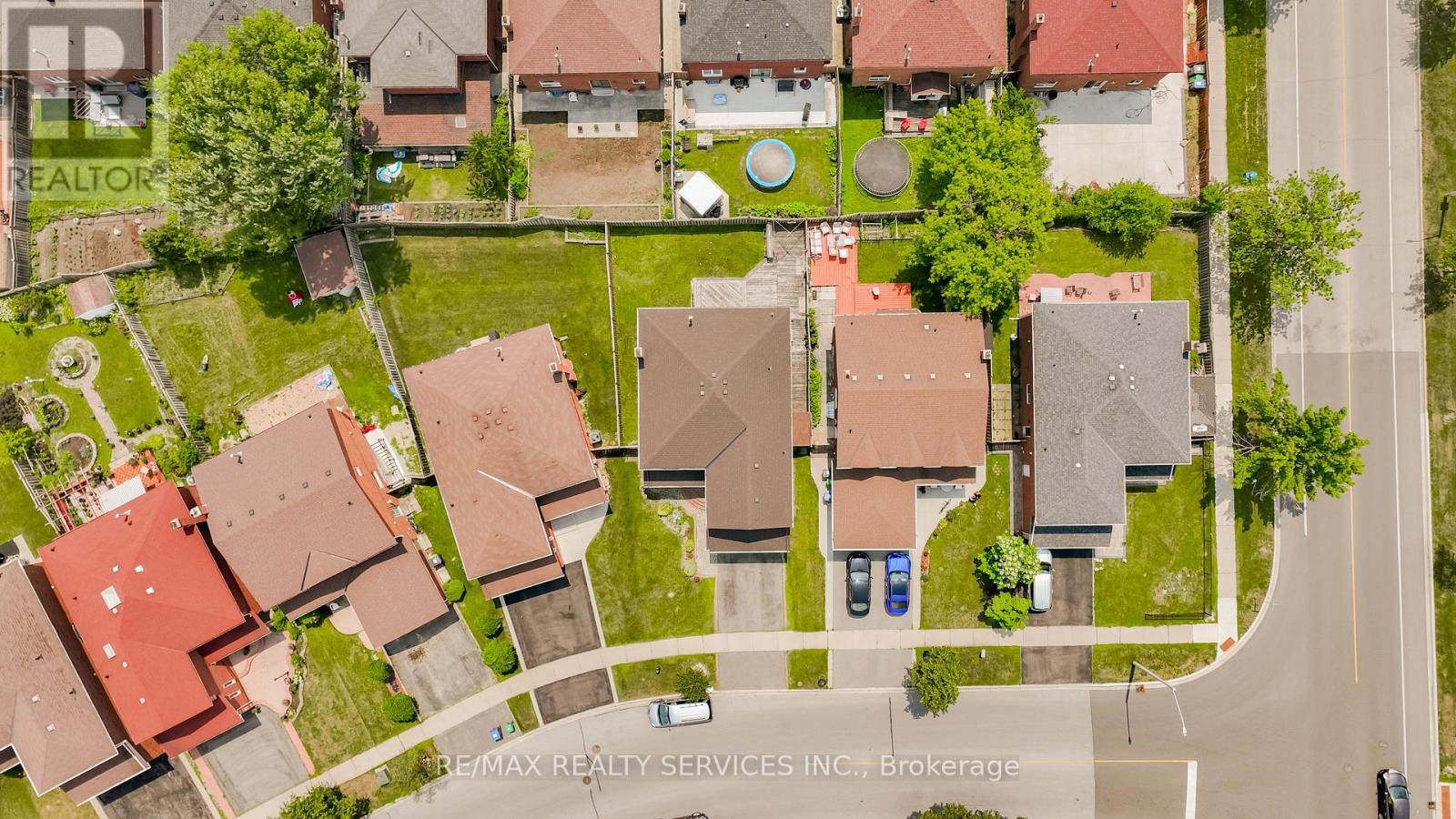 6 Ruth Avenue, Brampton, Ontario  L6Z 3X4 - Photo 46 - W12266964