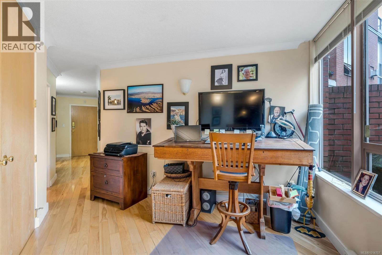 105 636 Montreal St, Victoria, British Columbia V8V 4Y1 - Photo 58 - 1014757