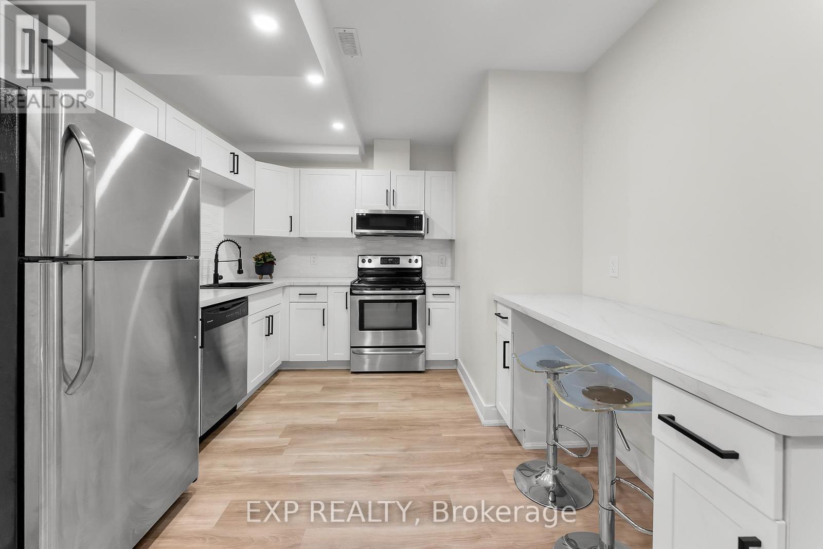 348 Concession 3 Road, Niagara-On-The-Lake, Ontario  L0S 1J1 - Photo 30 - X12614812