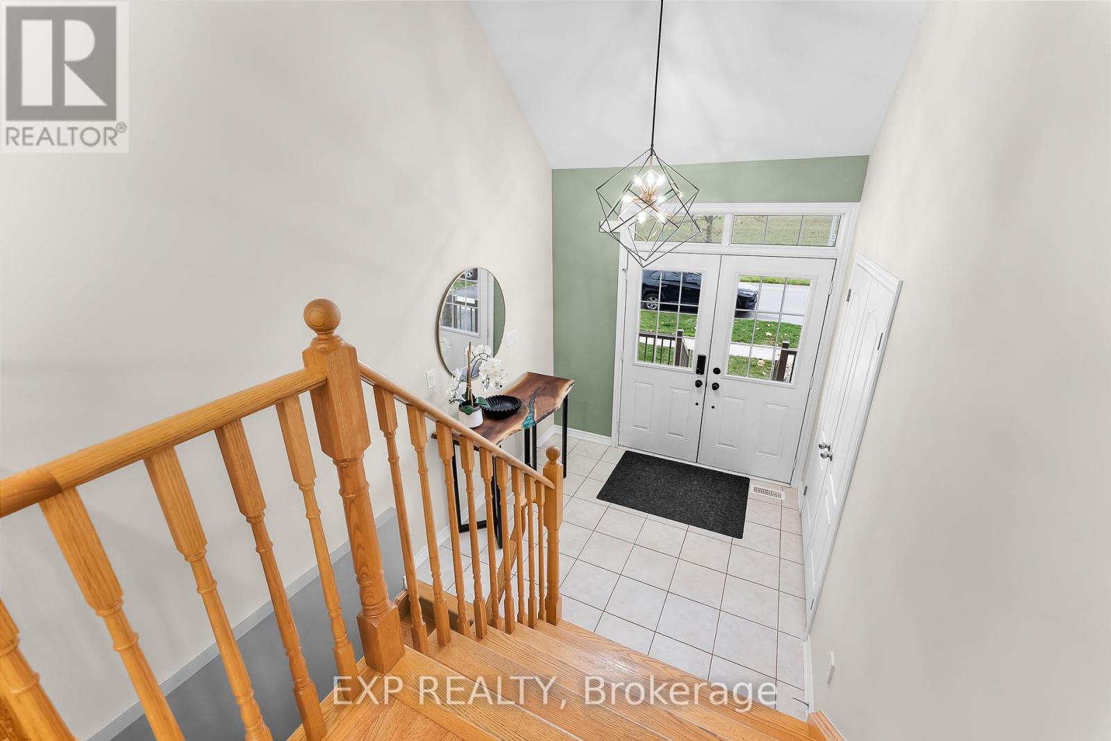 348 Concession 3 Road, Niagara-On-The-Lake, Ontario  L0S 1J1 - Photo 5 - X12614812