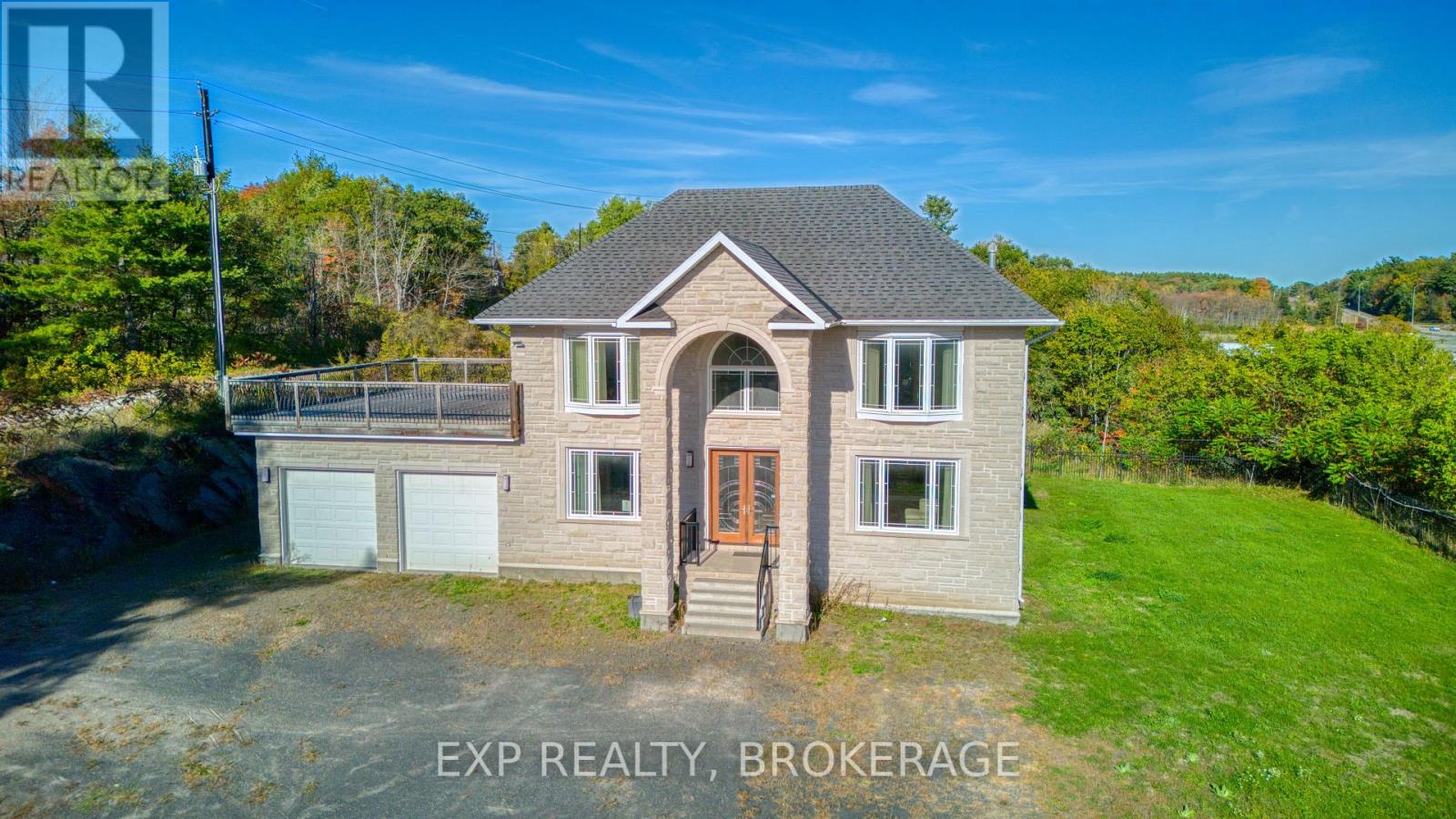 6 OLIVER ROAD, Addington Highlands, Ontario