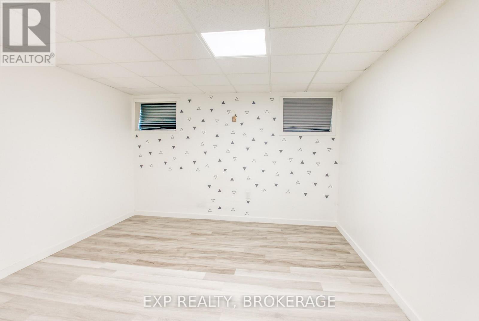 6 Oliver Road, Addington Highlands, Ontario  K0H 1Z0 - Photo 35 - X12614808