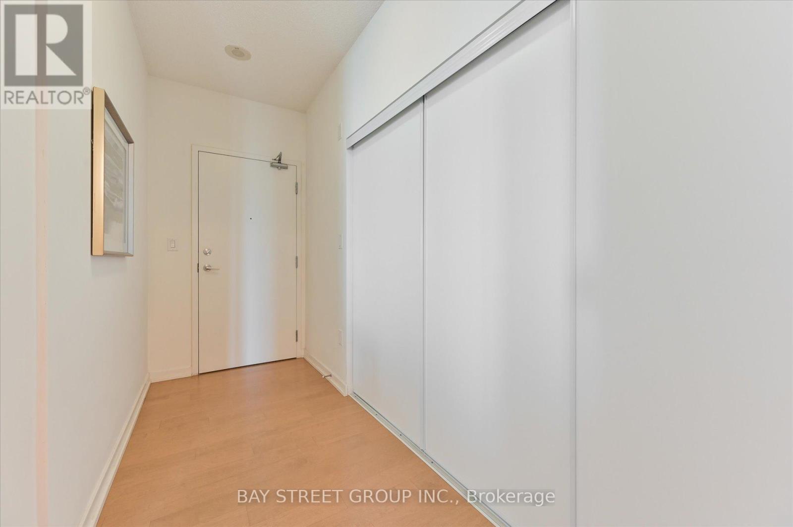 2202 - 70 Forest Manor Road, Toronto (Henry Farm), Ontario  M2J 1M6 - Photo 5 - C12614778