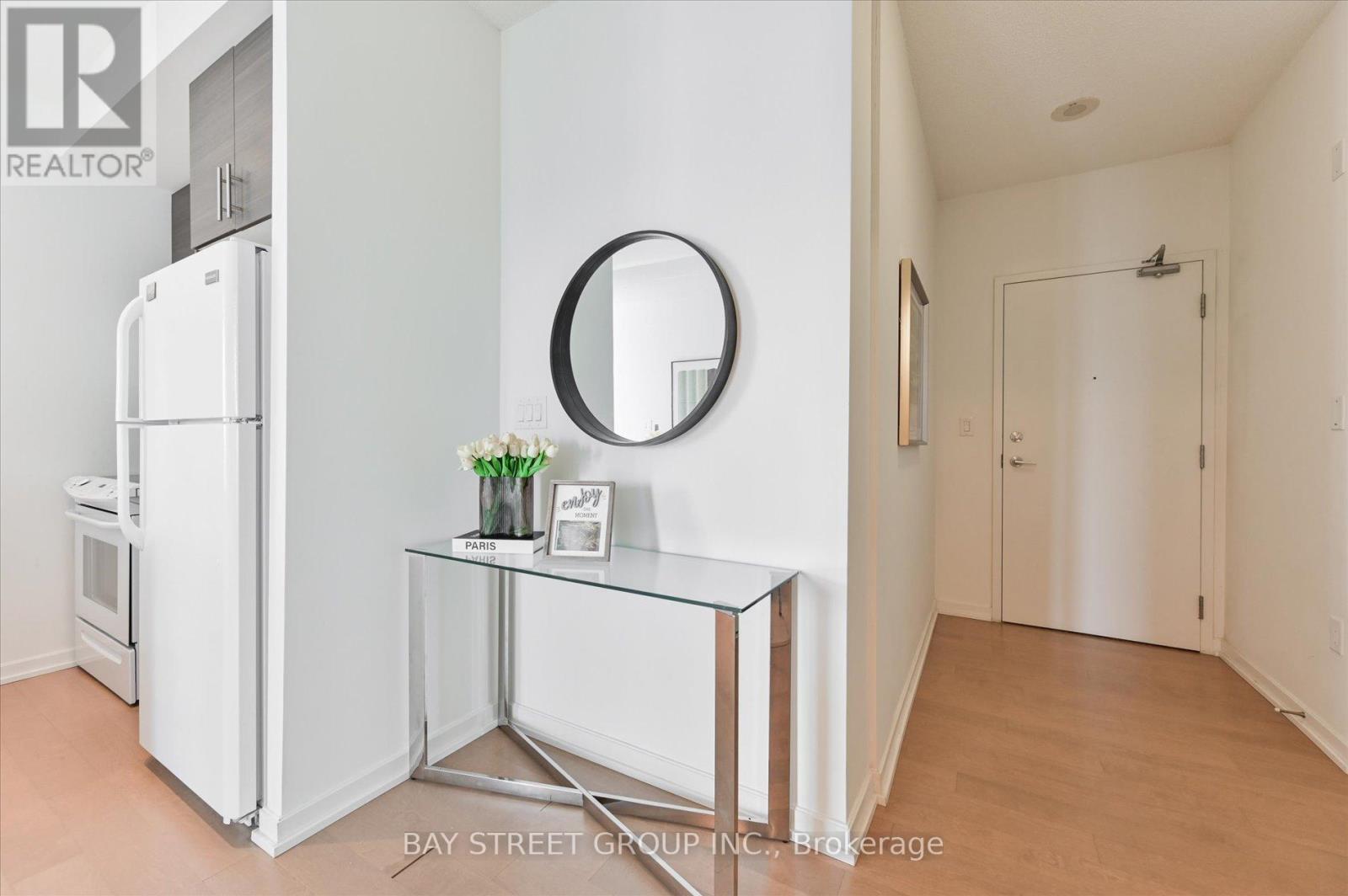 2202 - 70 Forest Manor Road, Toronto (Henry Farm), Ontario  M2J 1M6 - Photo 6 - C12614778