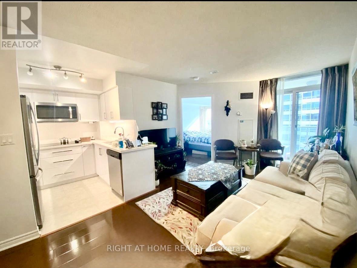 1306 - 2 Rean Drive S, Toronto, Ontario  M2K 3B8 - Photo 4 - C12614788