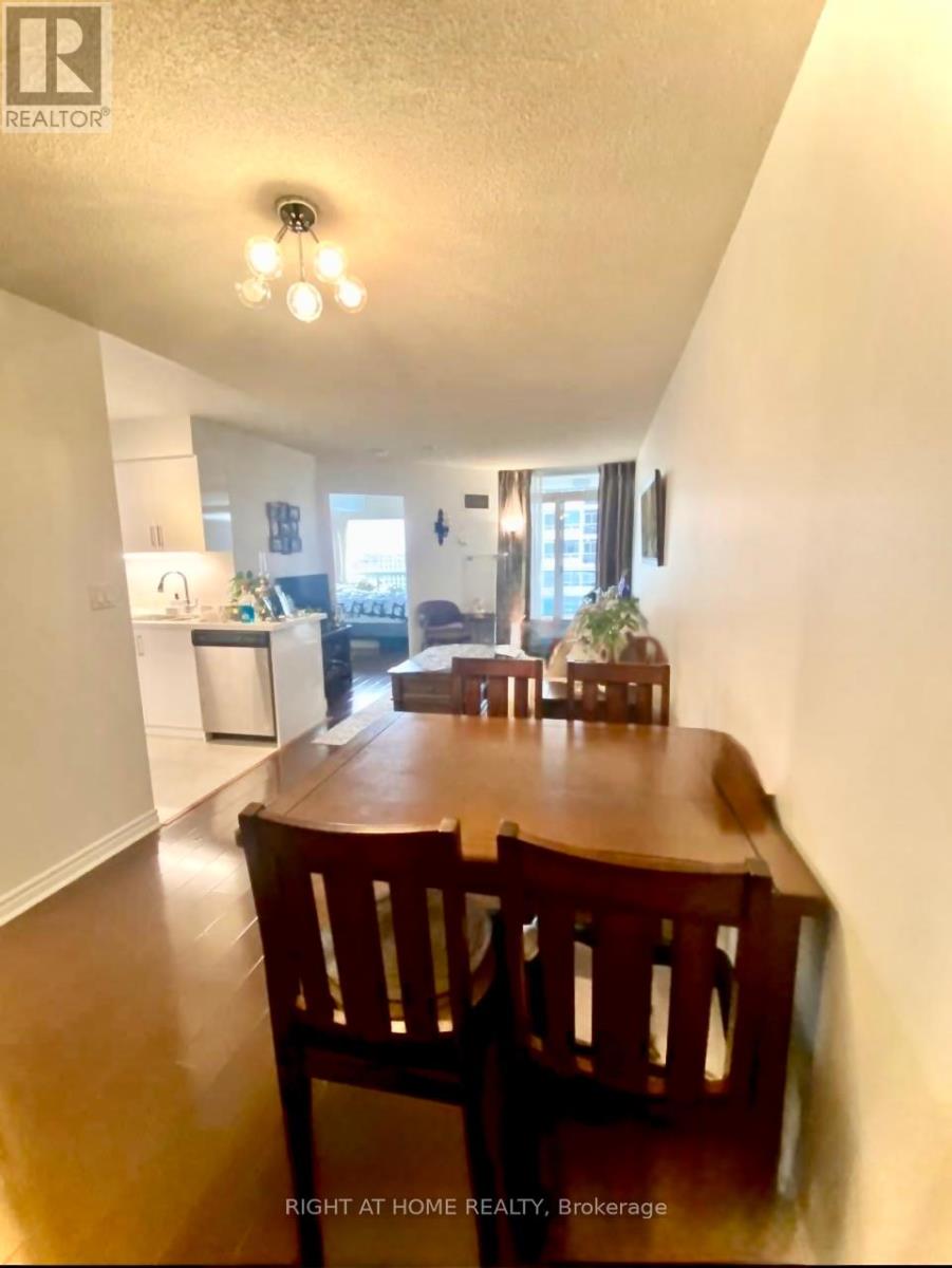 1306 - 2 Rean Drive S, Toronto, Ontario  M2K 3B8 - Photo 5 - C12614788