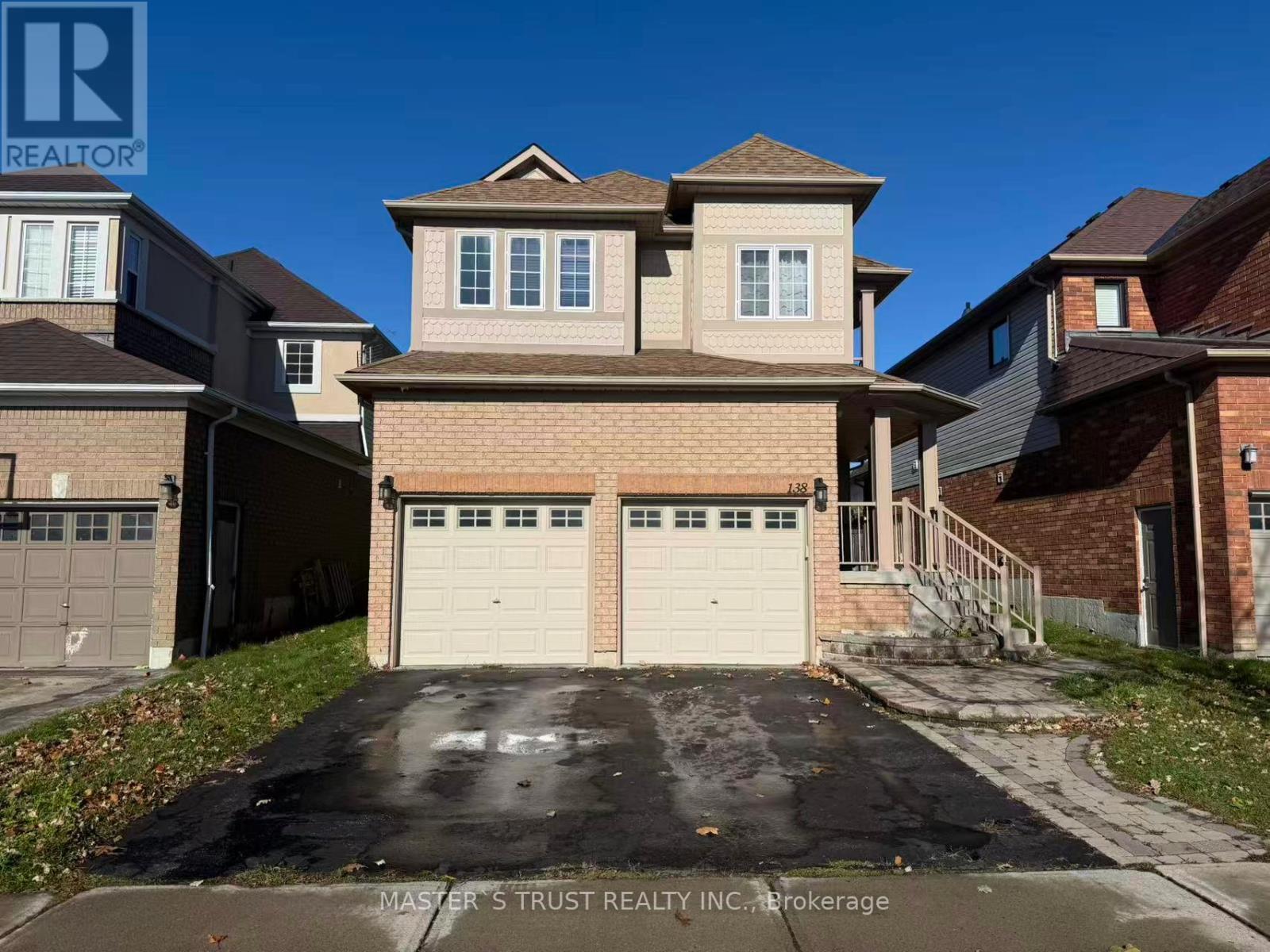 138 WHITBY SHORES GREENWAY, Whitby, Ontario