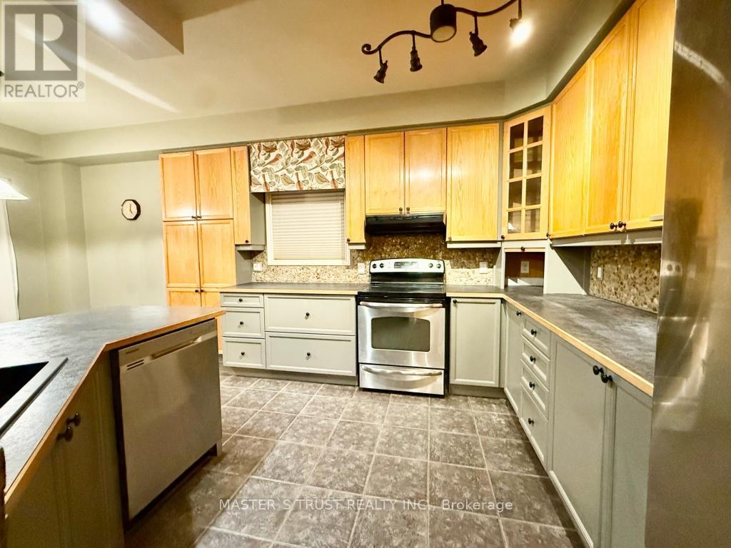 138 Whitby Shores Greenway, Whitby, Ontario  L1N 9P7 - Photo 7 - E12614784