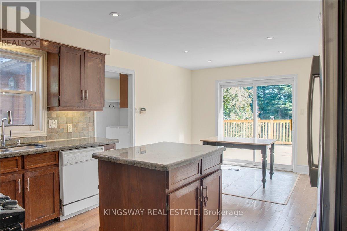 26 Cynthia Crescent, Richmond Hill, Ontario  L4E 2P8 - Photo 17 - N12614760