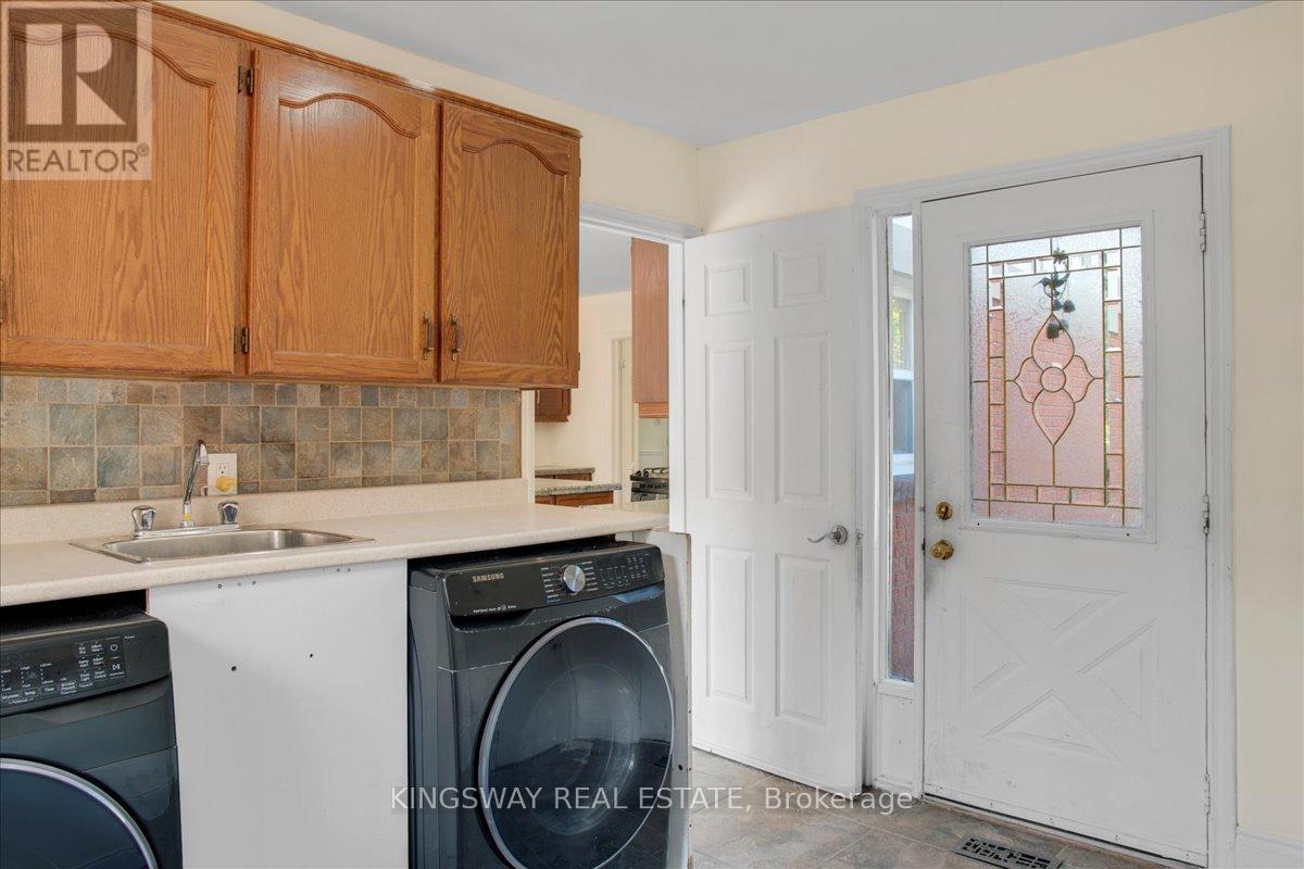 26 Cynthia Crescent, Richmond Hill, Ontario  L4E 2P8 - Photo 18 - N12614760