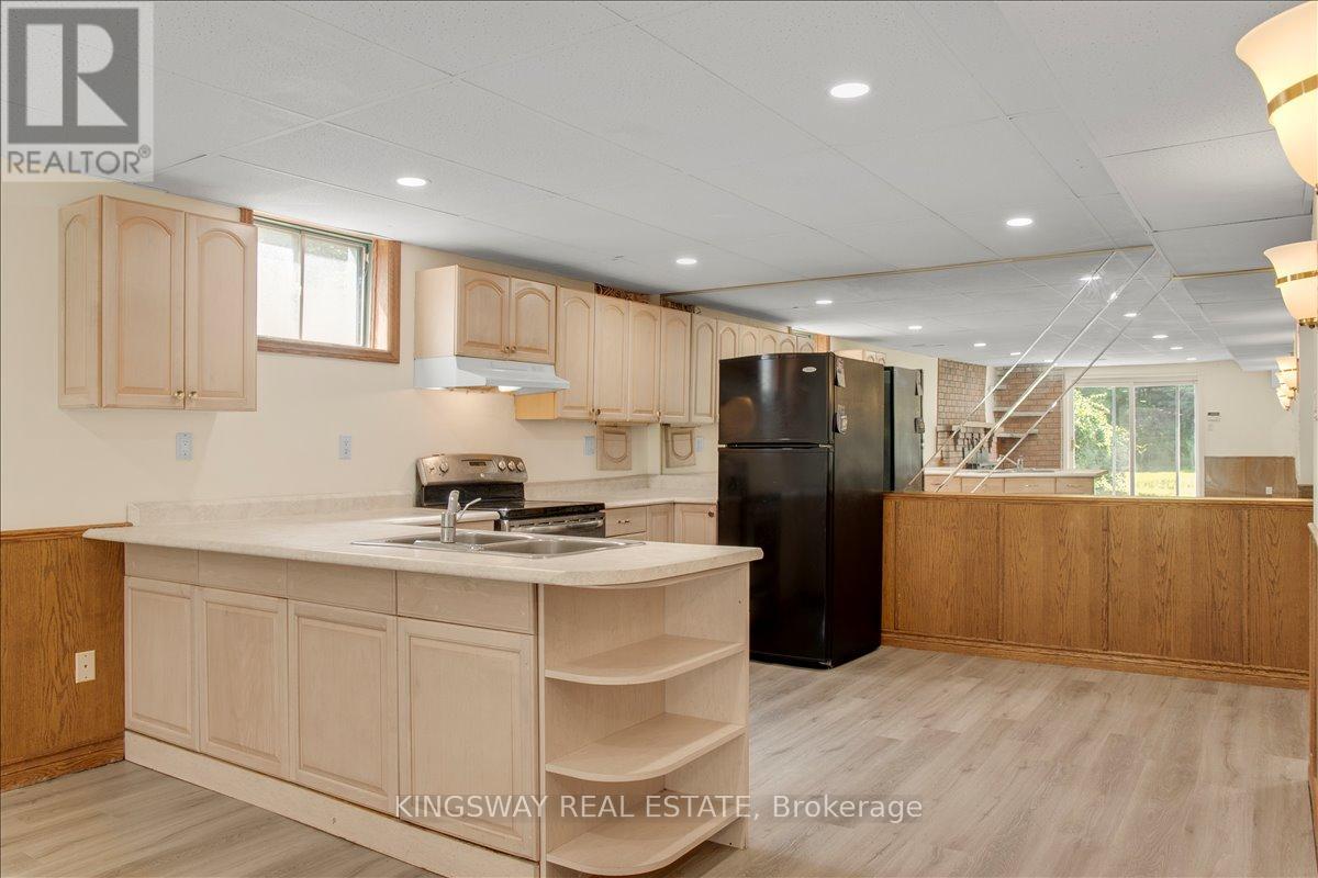 26 Cynthia Crescent, Richmond Hill, Ontario  L4E 2P8 - Photo 41 - N12614760