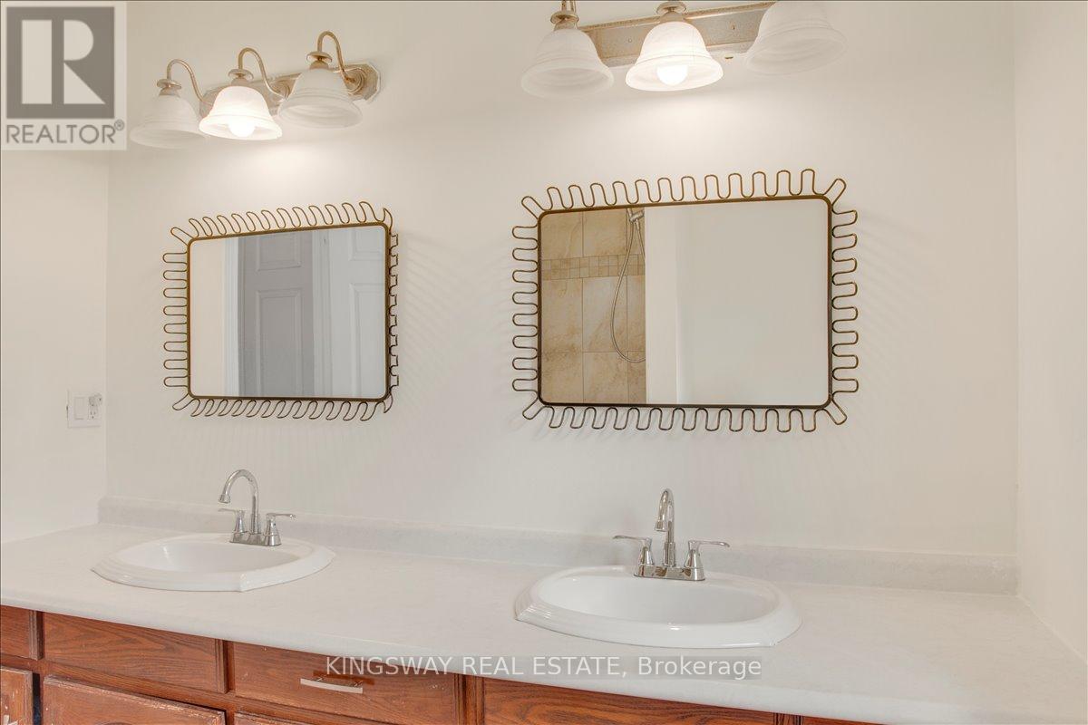 (Upper) - 26 Cynthia Crescent, Richmond Hill, Ontario  L4E 2P8 - Photo 24 - N12614762