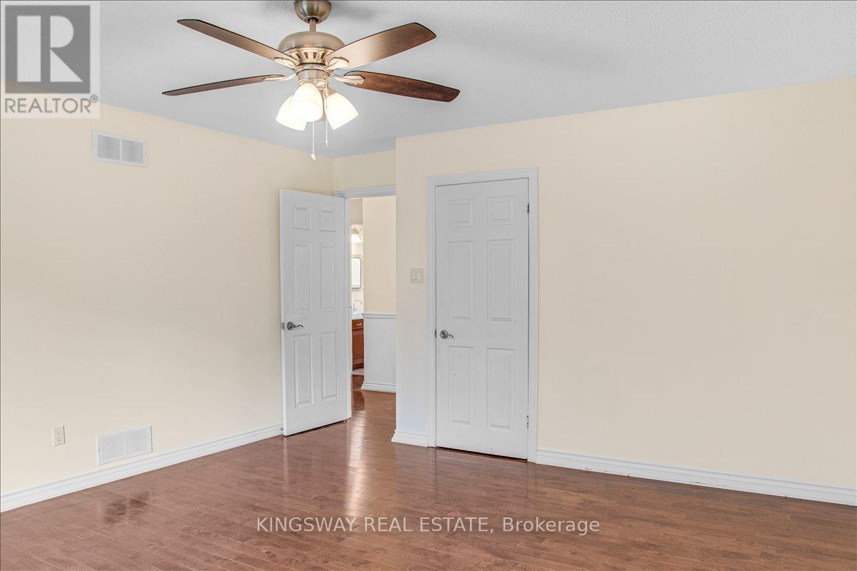 (Upper) - 26 Cynthia Crescent, Richmond Hill, Ontario  L4E 2P8 - Photo 29 - N12614762