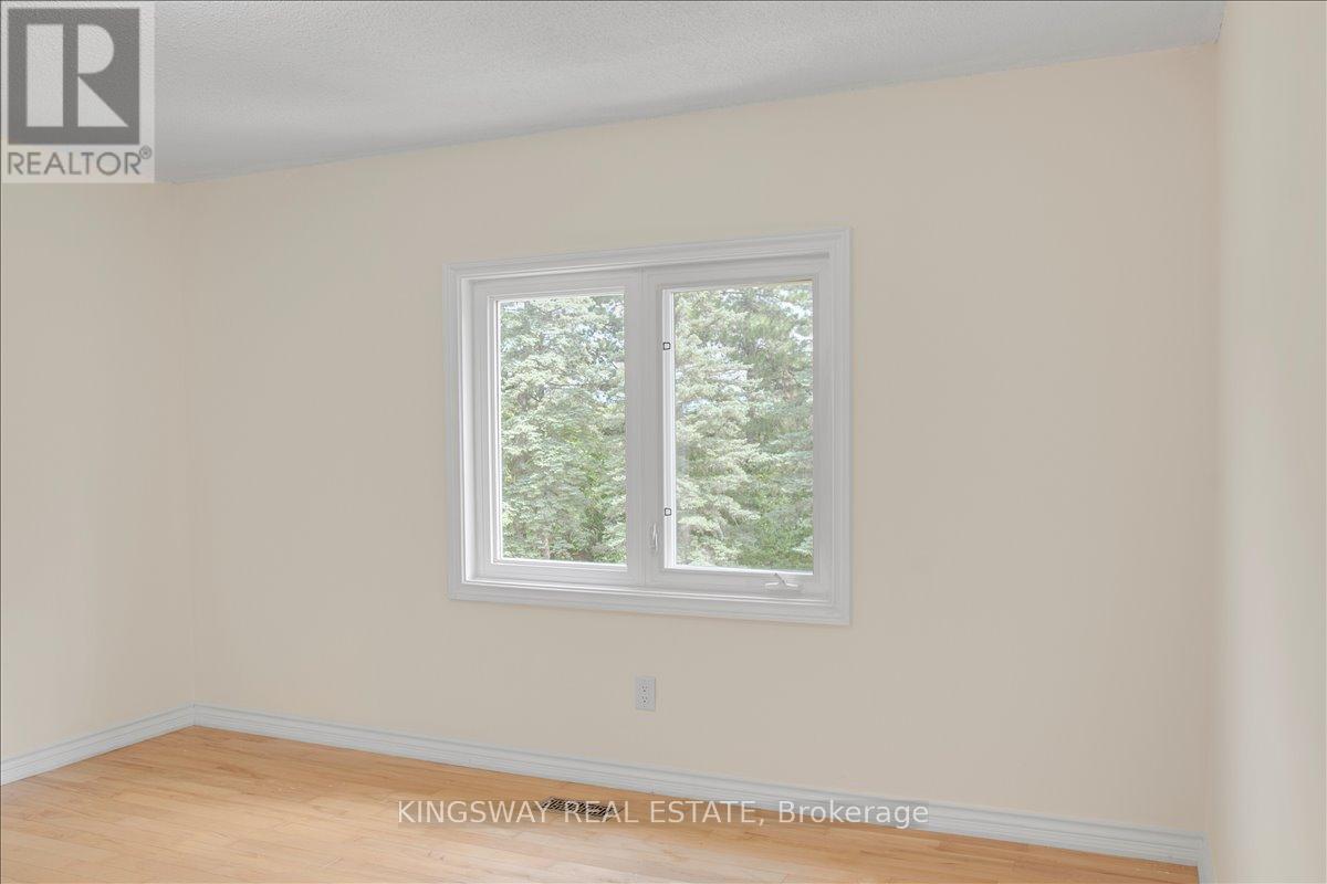 (Upper) - 26 Cynthia Crescent, Richmond Hill, Ontario  L4E 2P8 - Photo 33 - N12614762