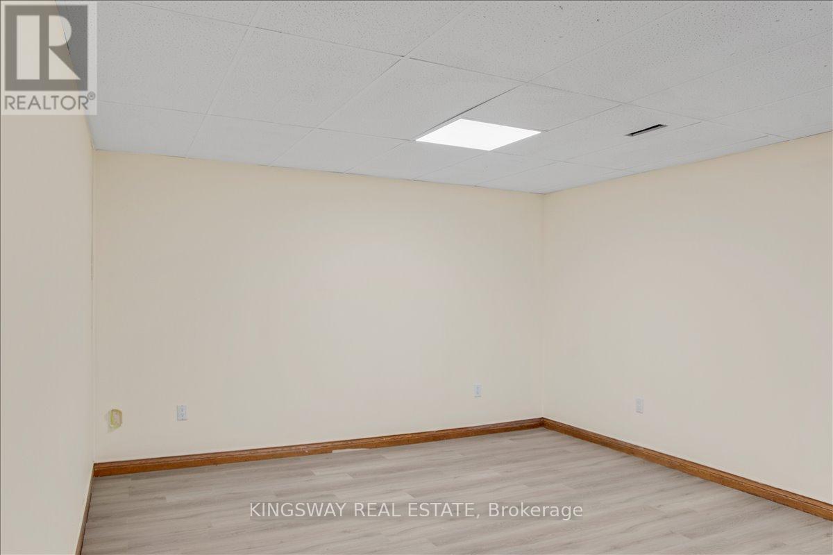 (Lower) - 26 Cynthia Crescent, Richmond Hill, Ontario  L4E 2P8 - Photo 11 - N12614764