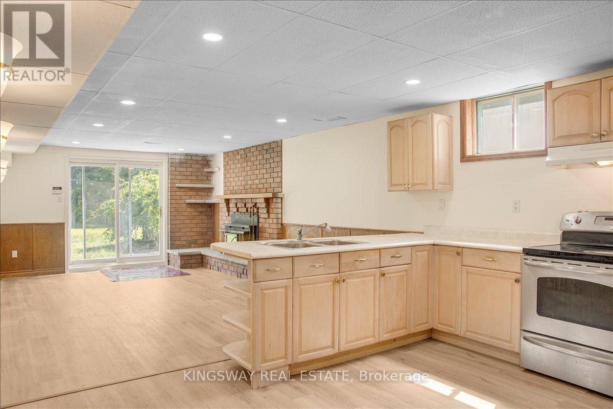 (Lower) - 26 Cynthia Crescent, Richmond Hill, Ontario  L4E 2P8 - Photo 8 - N12614764