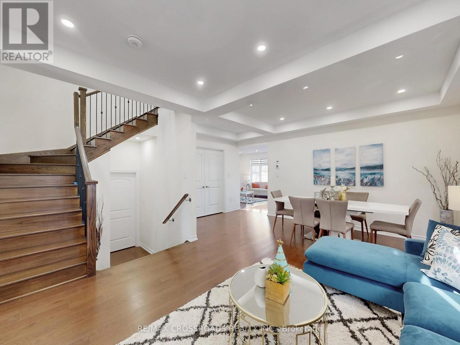 62 Kentledge Avenue, East Gwillimbury, Ontario  L9N 0V9 - Photo 20 - N12614772