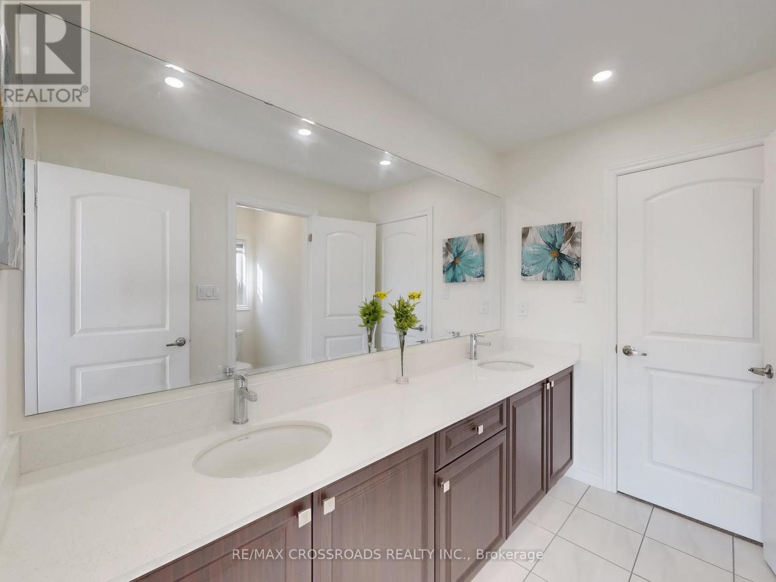 62 Kentledge Avenue, East Gwillimbury, Ontario  L9N 0V9 - Photo 33 - N12614772