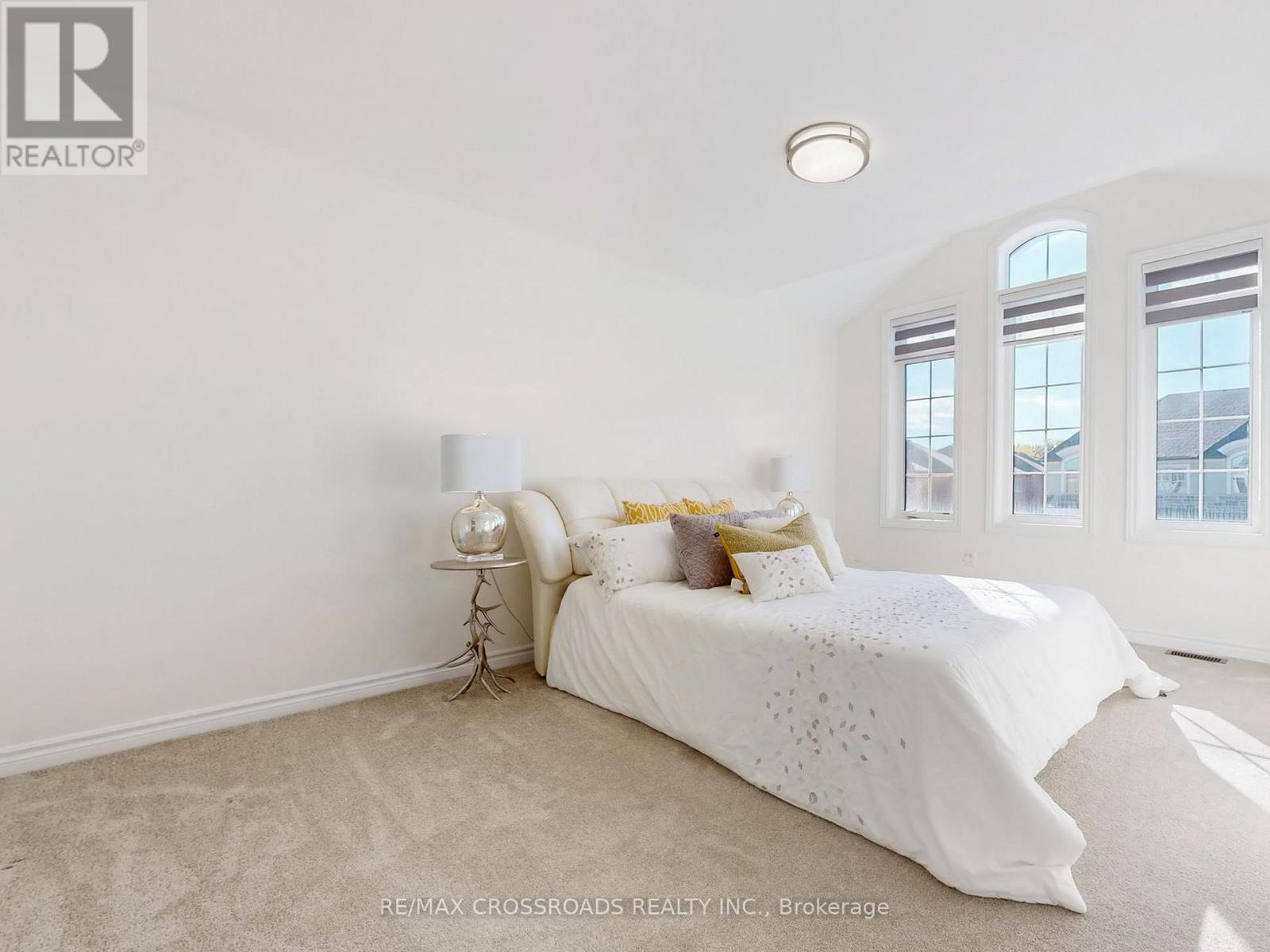 62 Kentledge Avenue, East Gwillimbury, Ontario  L9N 0V9 - Photo 37 - N12614772