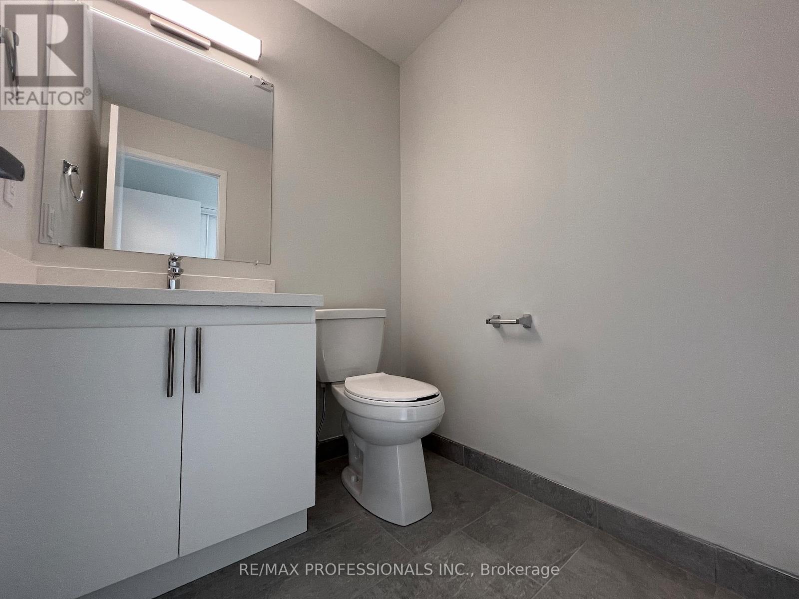 123 - 62 Dixfield Drive, Toronto, Ontario  M9C 3W1 - Photo 12 - W12614750