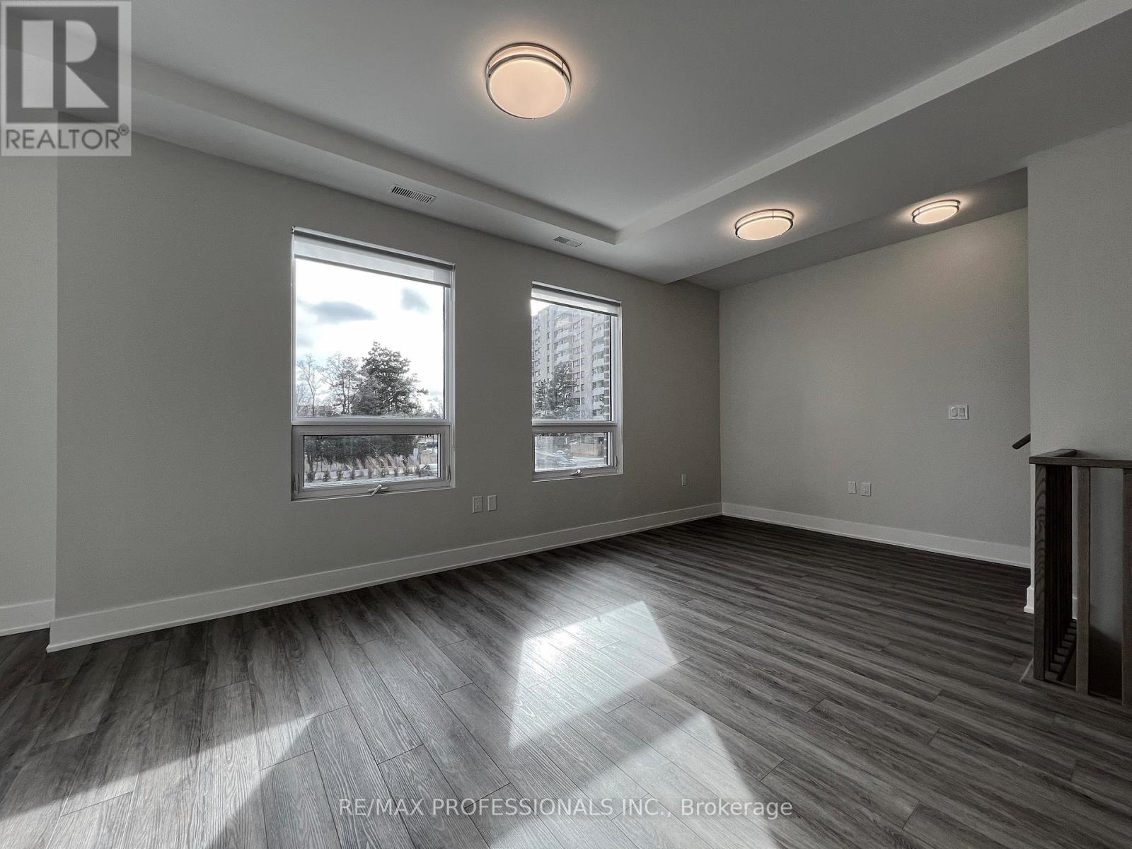 123 - 62 Dixfield Drive, Toronto, Ontario  M9C 3W1 - Photo 6 - W12614750