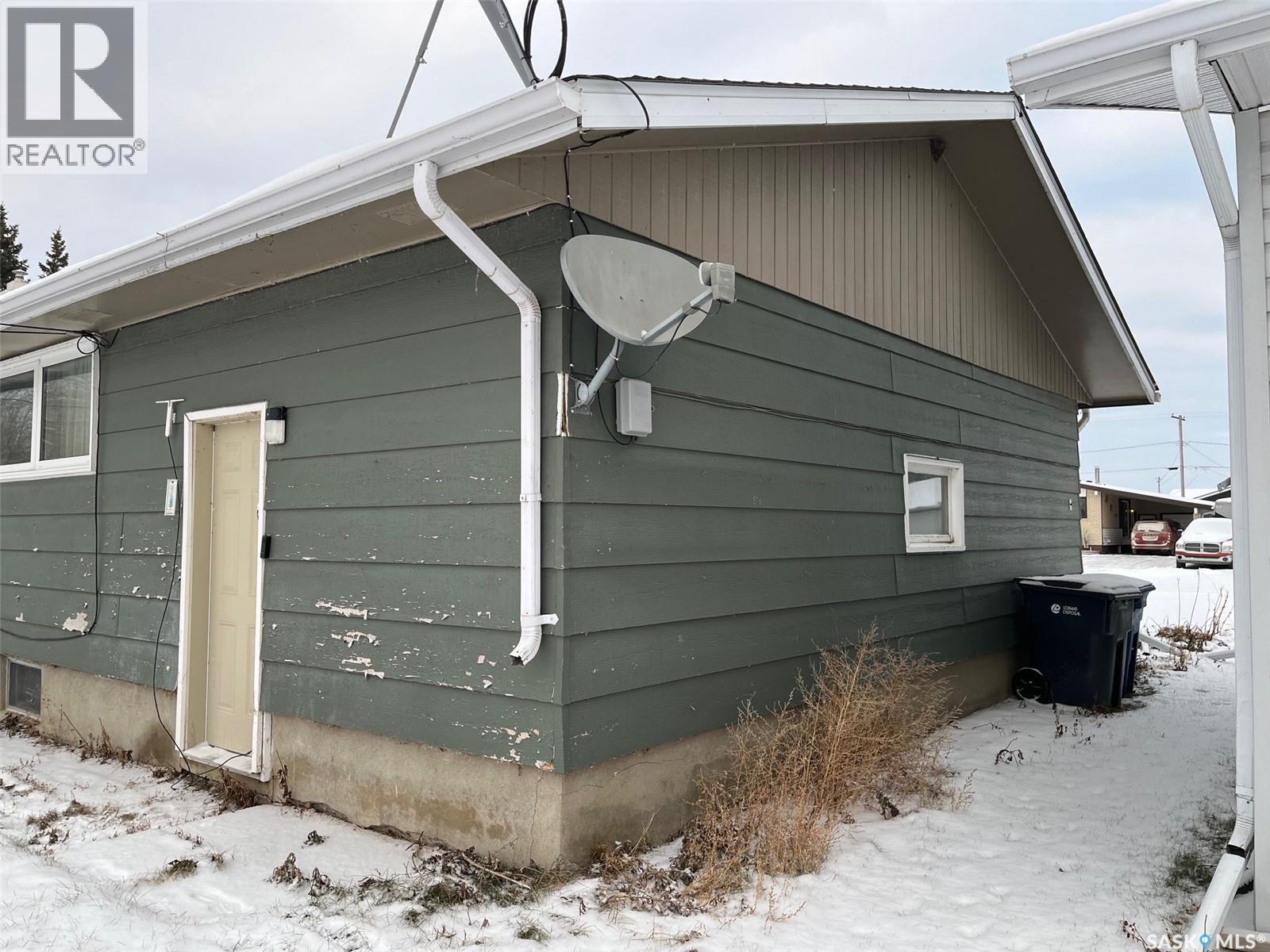 404 Central Avenue, Montmartre, Saskatchewan  S0G 3M0 - Photo 29 - SK025438