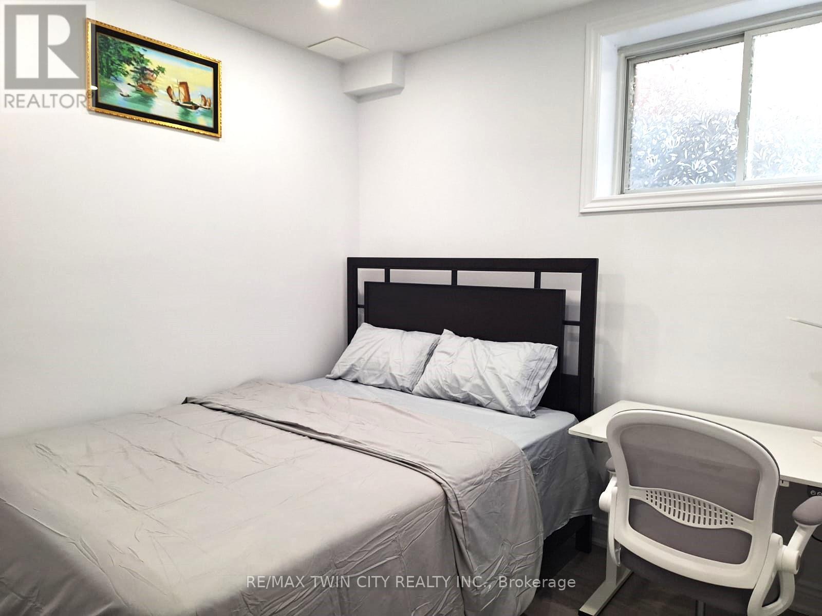 15 Spring Creek Street, Kitchener, Ontario  N2A 0G3 - Photo 19 - X12614738