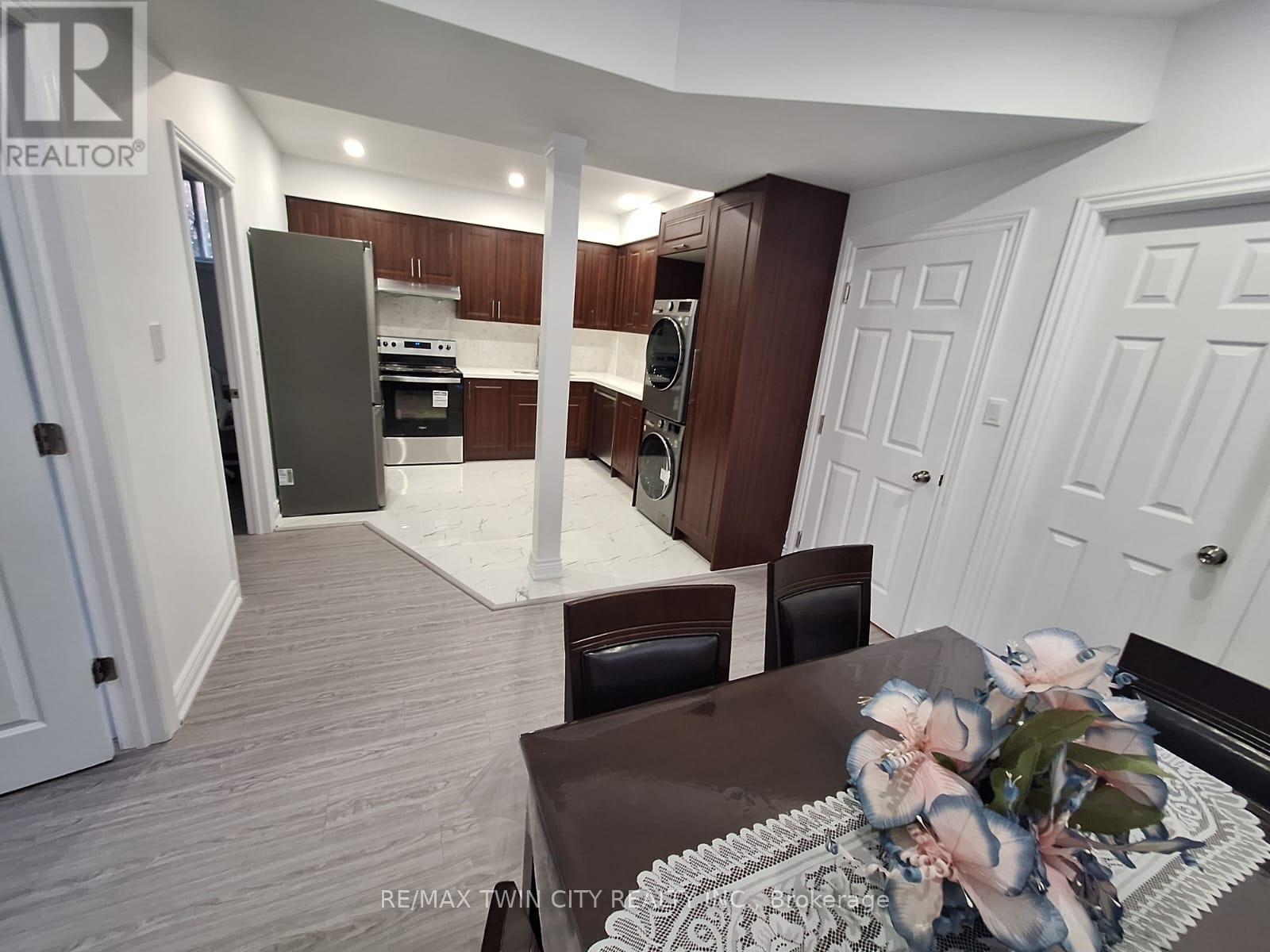 15 Spring Creek Street, Kitchener, Ontario  N2A 0G3 - Photo 21 - X12614738