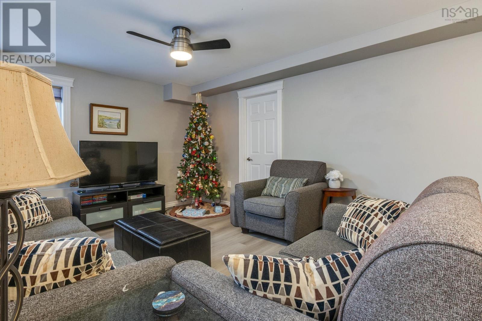 100 Freshwater Trail, Dartmouth, Nova Scotia  B2W 0A5 - Photo 35 - 202529263