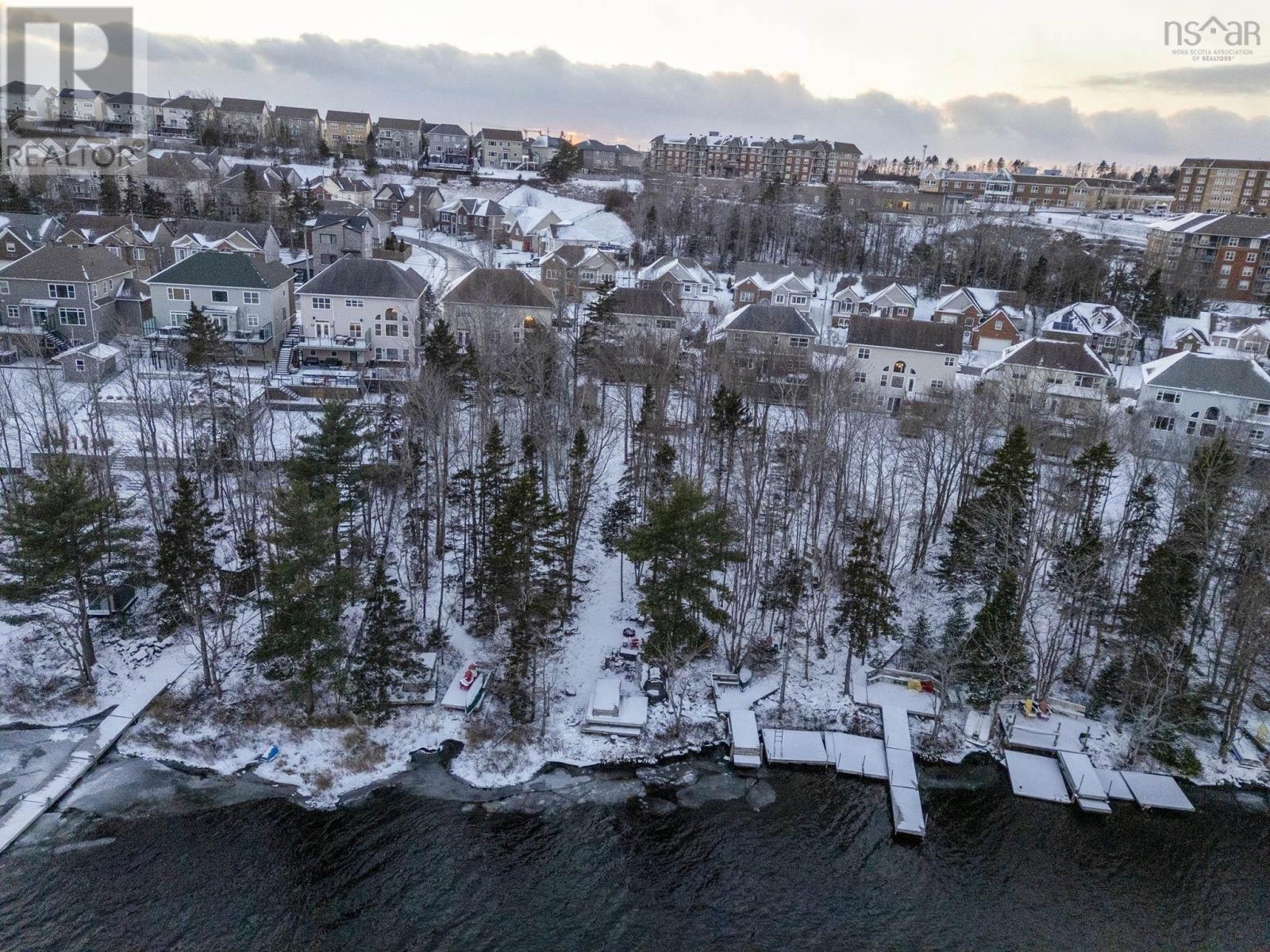 100 Freshwater Trail, Dartmouth, Nova Scotia  B2W 0A5 - Photo 45 - 202529263