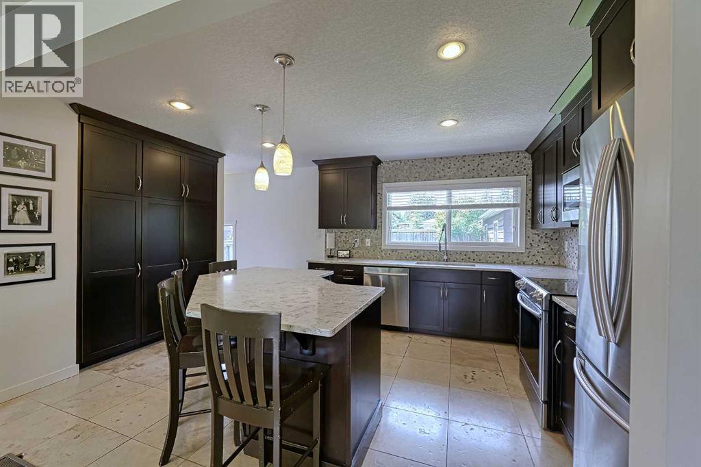 51 Hollyburn Road Sw, Calgary, Alberta  T2V 3H2 - Photo 10 - A2273150