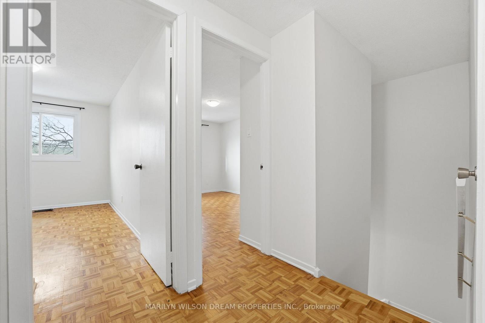 54 - 403 Miranda Private, Ottawa, Ontario K1K 3Y2 - Photo 16 - X12614834