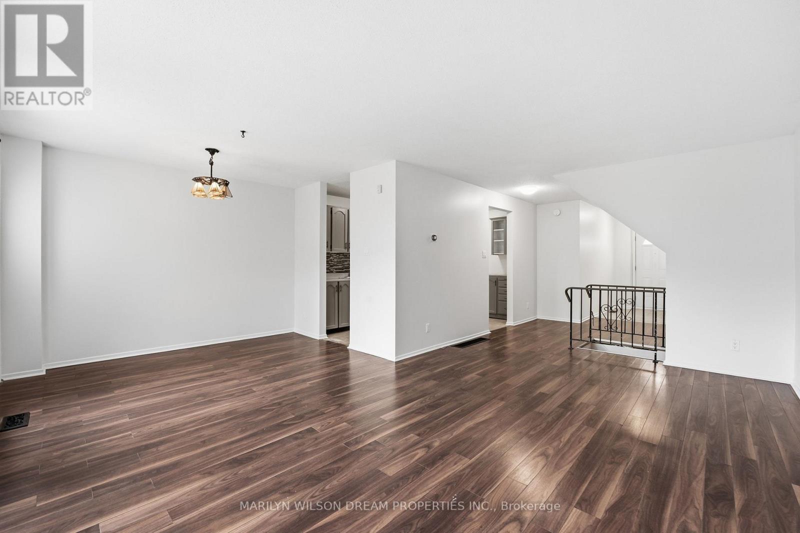 54 - 403 Miranda Private, Ottawa, Ontario K1K 3Y2 - Photo 7 - X12614834