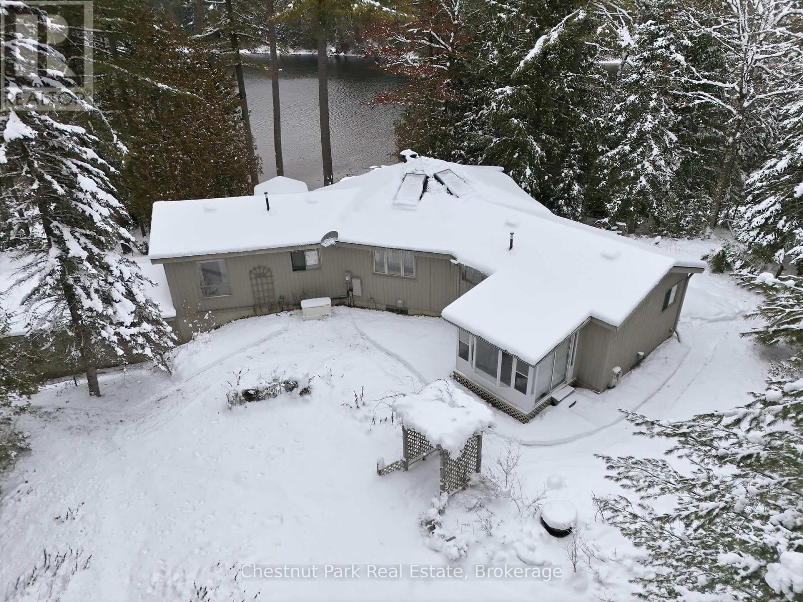 1077 FAIRY FALLS ROAD, Lake of Bays, Ontario