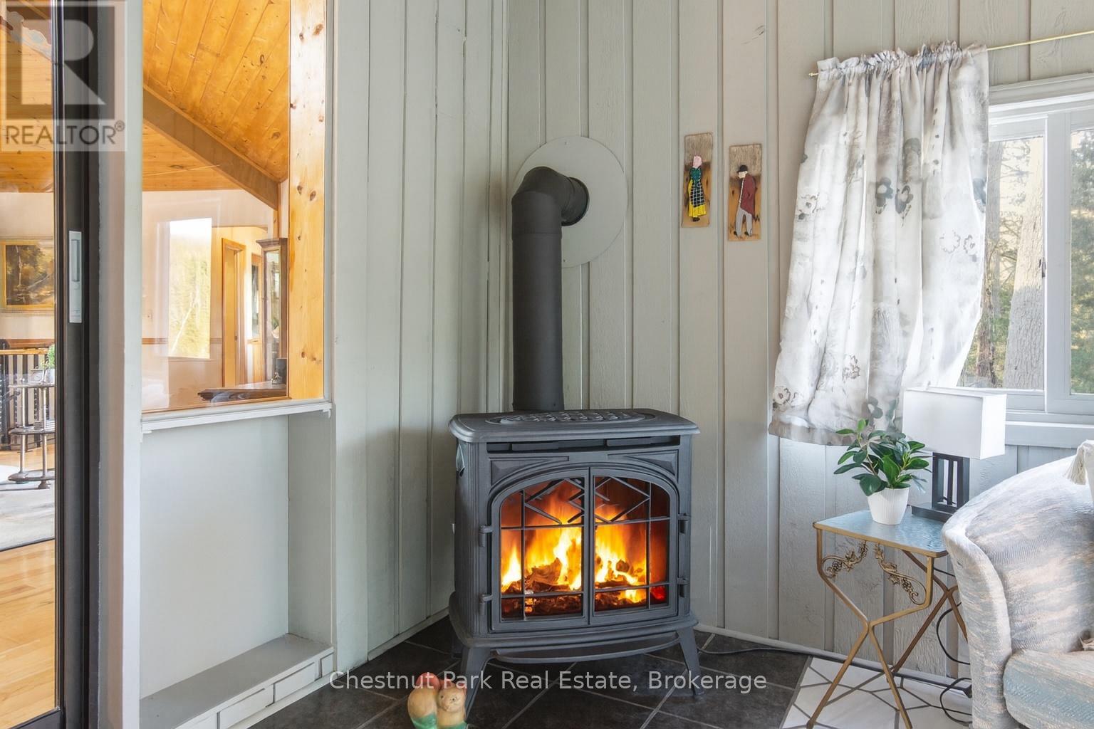 1077 Fairy Falls Road, Lake Of Bays, Ontario  P0B 1A0 - Photo 24 - X12570792